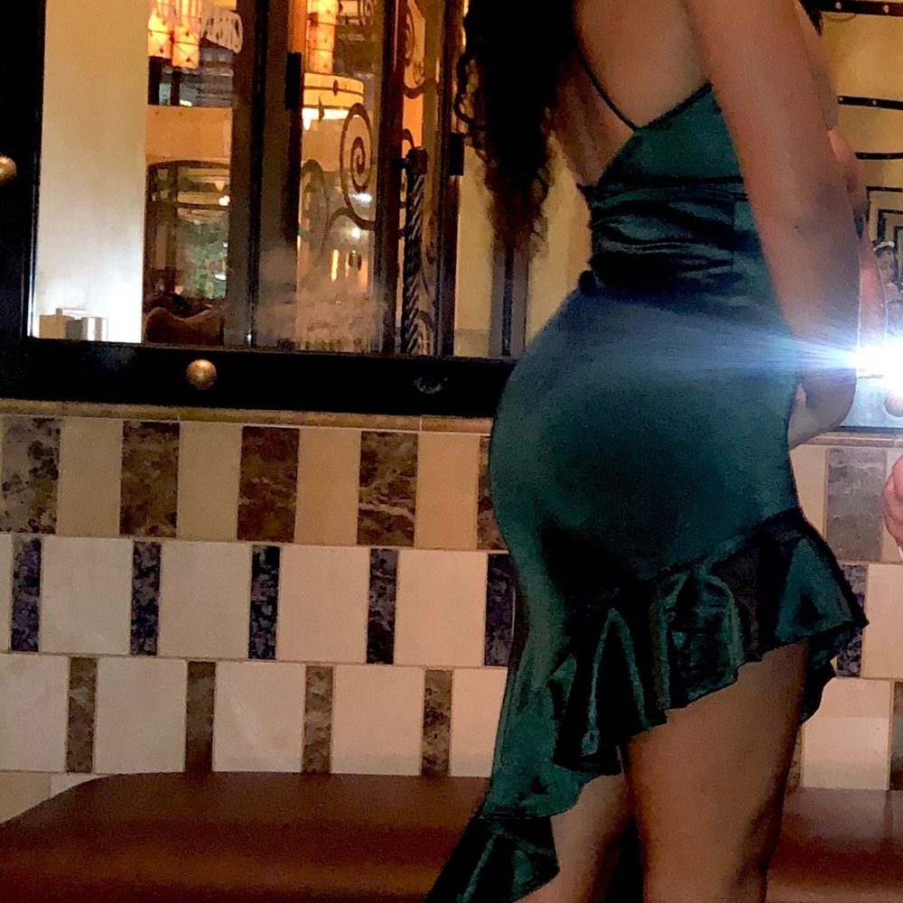 Dress - Picture 2 of 3